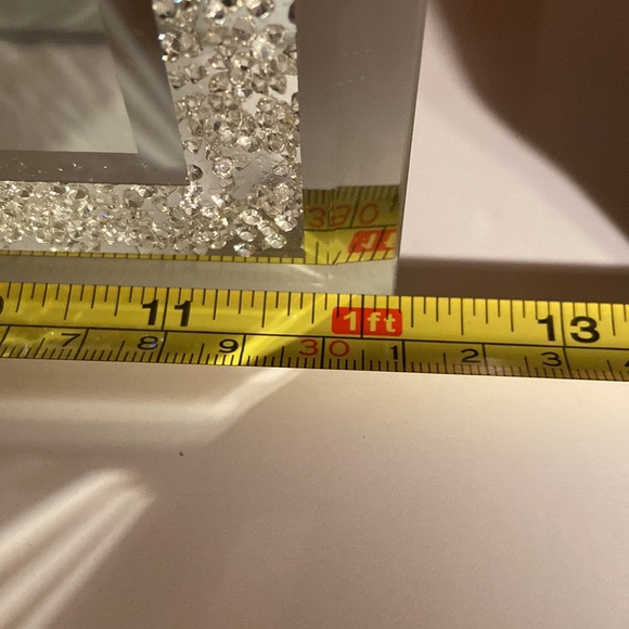 Brand new elegant chandelier style glass candle holder. - Picture 6 of 9